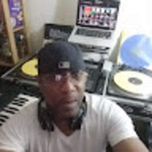 Meet your Posher, Derek